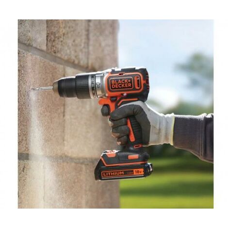 Black+Decker Akku-Schlagbohrschrauber (18V 1,5Ah, mit 2-Gang Getriebe,  variable Drehmomentvorwahl, Softgriff, Doppelbit, inkl. 160tlg. Zubehör im  hochwertigen Koffer) BDCHD18BOA : : Baumarkt