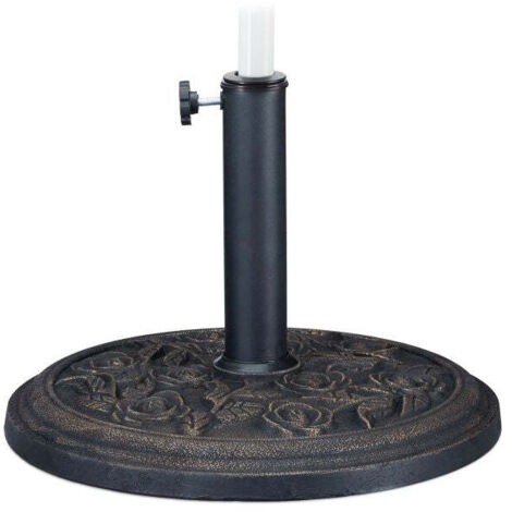 Black parasol stand with rose pattern
