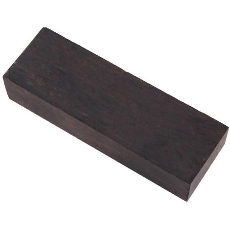 Blocs de bois, matériau de bricolage vierge --