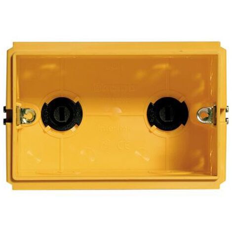 Boîte Bticino 3 modules LivingLight Matix et Magic 120023