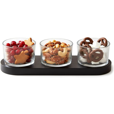 Bols à goûter en verre sur un plateau de 4 pièces.