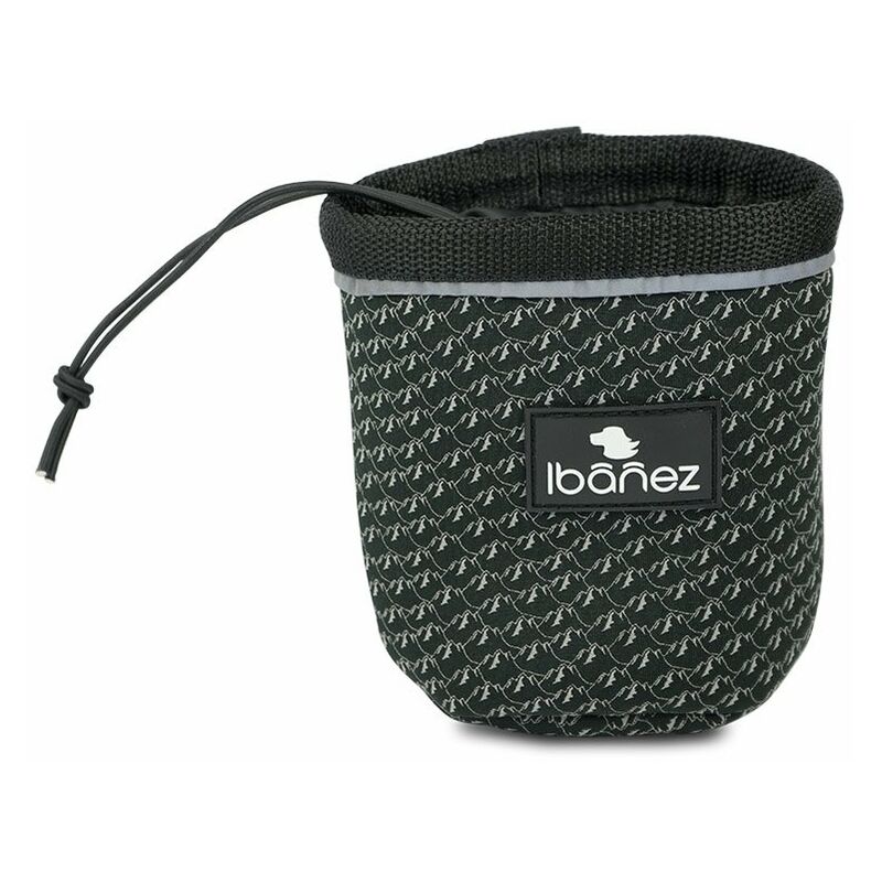 

Bolsa para premios Ibañez 'Trekking', fabricada de material resistente en color negro