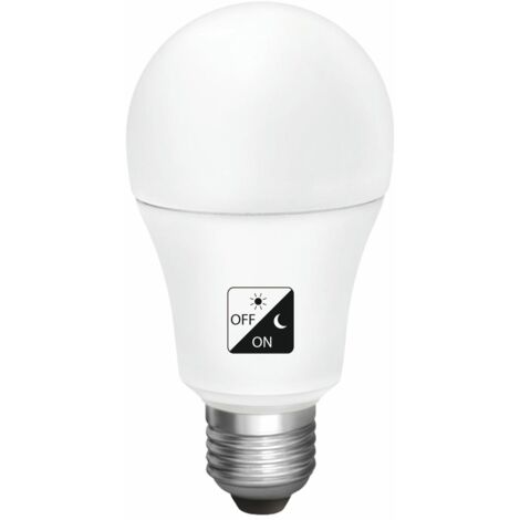Bombilla led matel sensor crepuscular estándar E27 10W 2700K