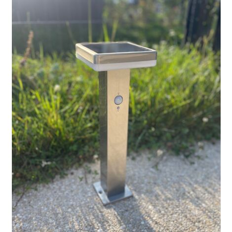 Borne Led solaire SPELLO