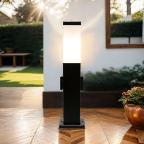 Borne lumineuse extérieure avec prise électrique IP44 – Hauteur 50cm – Couleur noir et blanc – Éclairage jardin et terrasse – Licht-Erlebnisse