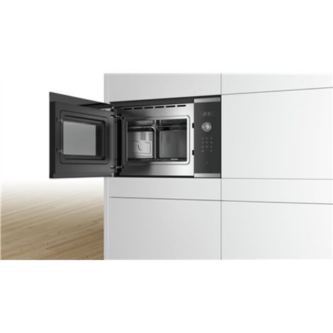 Bosch – Micro-ondes encastrable 25L inox – Puissance 900W – 5 niveaux de puissance – Programmateur électronique – Dimensions H38,2 x L59,4 x P38,8 cm - BFL554MS0-Bosch