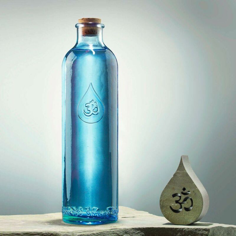 

Botella vidrio reciclado Om Water Gratitude 1,2 litros