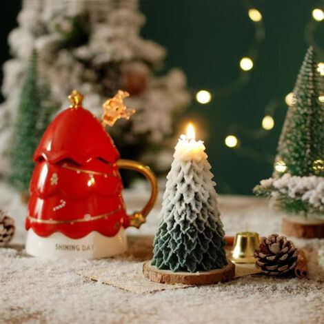 [Bougie parfumée] Bougie Artisanale Bougie de Noël en Forme Sapin avec Neige Version Vert ou Rouge Soy Wax 60g 4.5x4.5x10cm 1 Bougie