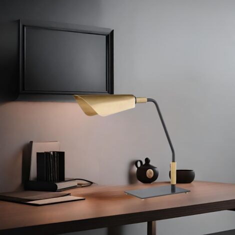 Bowery Lampe de table 1 lumière avec abat-jour en métal Laiton vieilli, métal