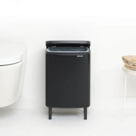 Brabantia - Bin de bidone della spazzatura Bo Hi 12 L con coperchio de soft close, interno estraibile e maniglia de trasporto - Adatto per bagno, camera da letto e ufficio domestico - Matt Black