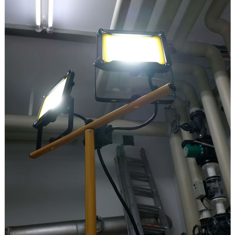 

Foco LED con trípode JARO 4000 T IP65 2x20 W - Negro - Brennenstuhl