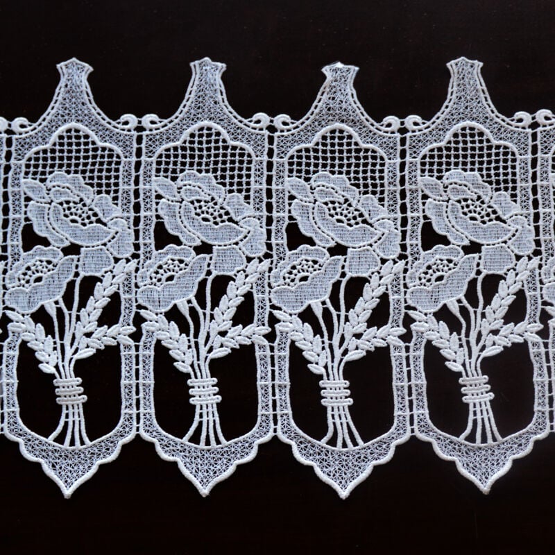 Brise bise macramé au bouquet fleuri Blanc 0.6x0.6 m