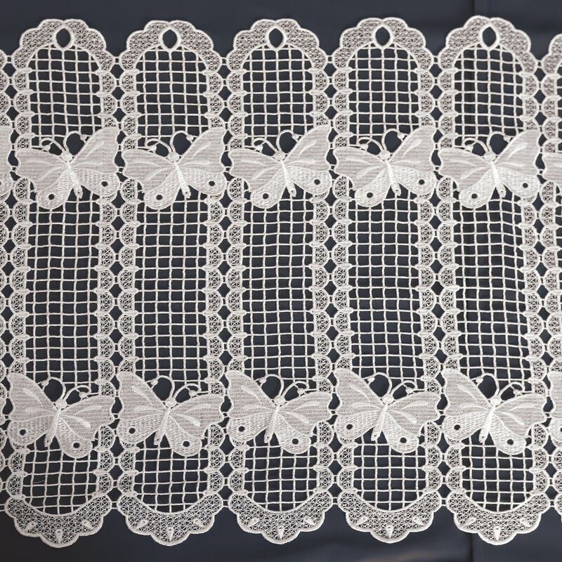 Brise bise papillons en macramé Ecru 1.2x0.45 m