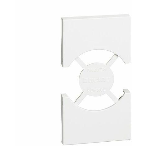 BTicino Living NOW Cover bianco per presa Unel Schuko P40 - KW03