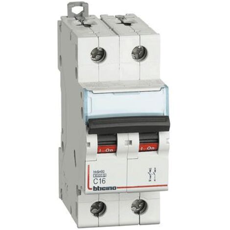 Bticino magnetotérmico 1+N 6 KA 16A FN81NC16