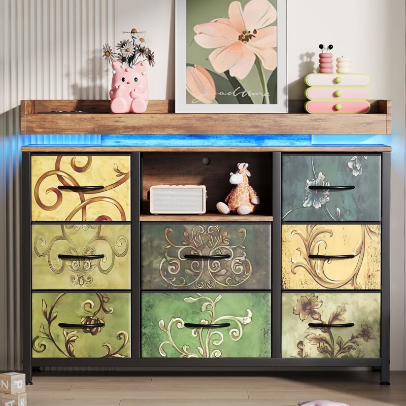 Buffet Bahut Meuble de Rangement - 8 Tiroirs en Tissu - avec Lumière LED Multicolore et Chargeur USB - 108x30x82 cm - Multicolore