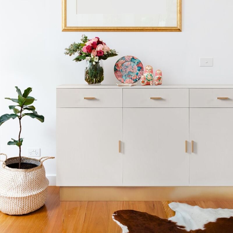 Cotecosy - Buffet moderne 3 tiroirs et 3 portes Nestor Taupe clair et Or