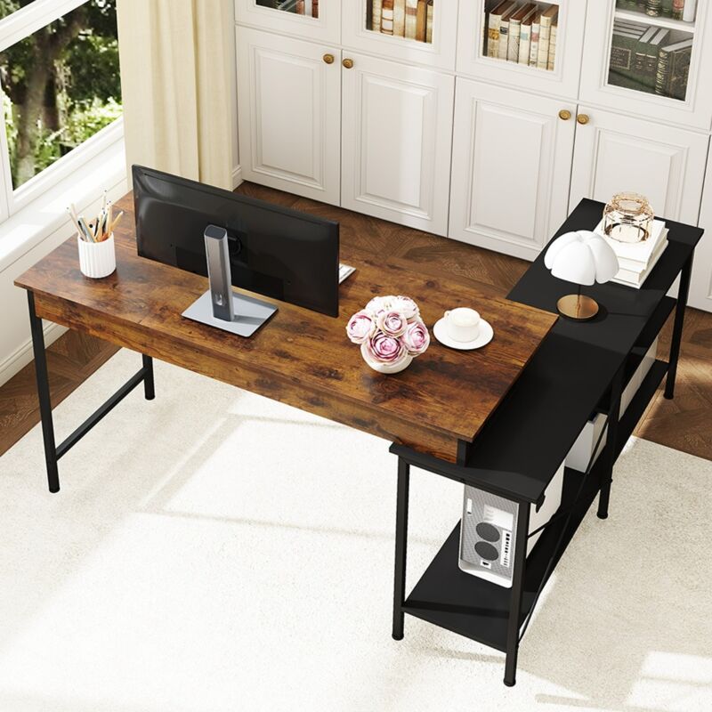 Bureau Gaming d’Angle Réversible Grand Bureau en L 135 x 120 cm avec Étagères de Rangement Cadre Métallique Table Gamer Brun Rustique