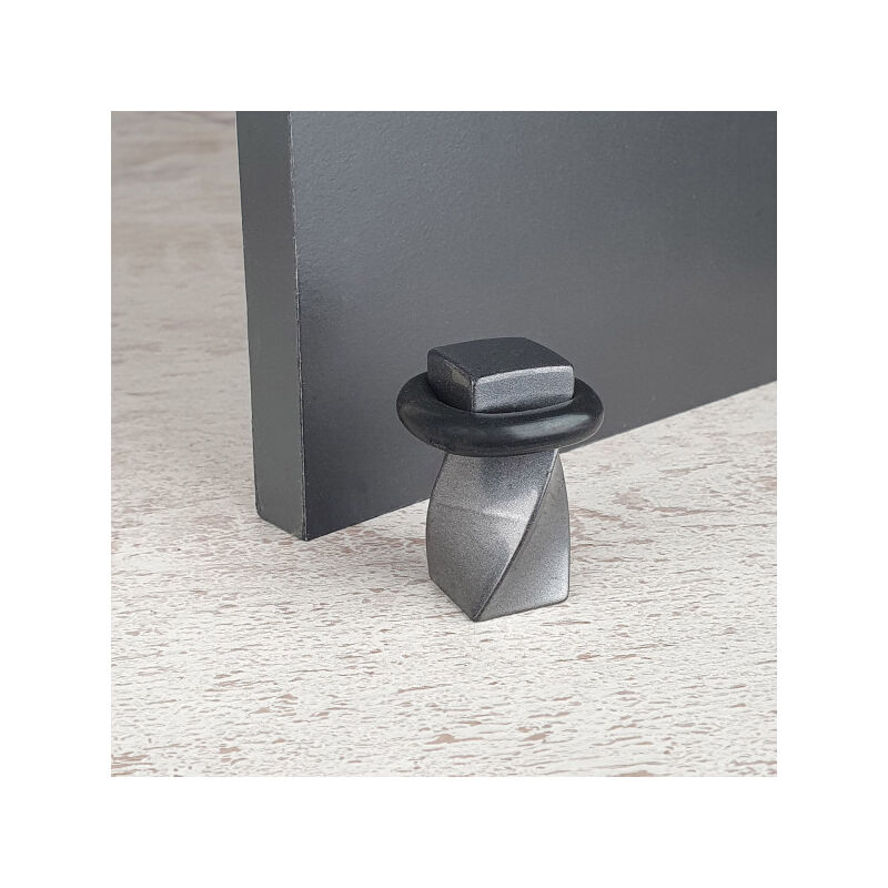 Ouvre&Déco - Butée de porte sol TORSADE, Fer gris patiné Ouvre&Déco - Butée de porte sol TORSADE, Fer gris patiné