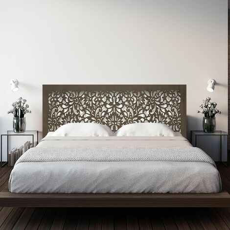 Cabecero de cama en madera Calada color Nogal. Fabricado artesanalmente en España . Decorado con mandala floral Pintada a Mano- Modelo Mosaico 154