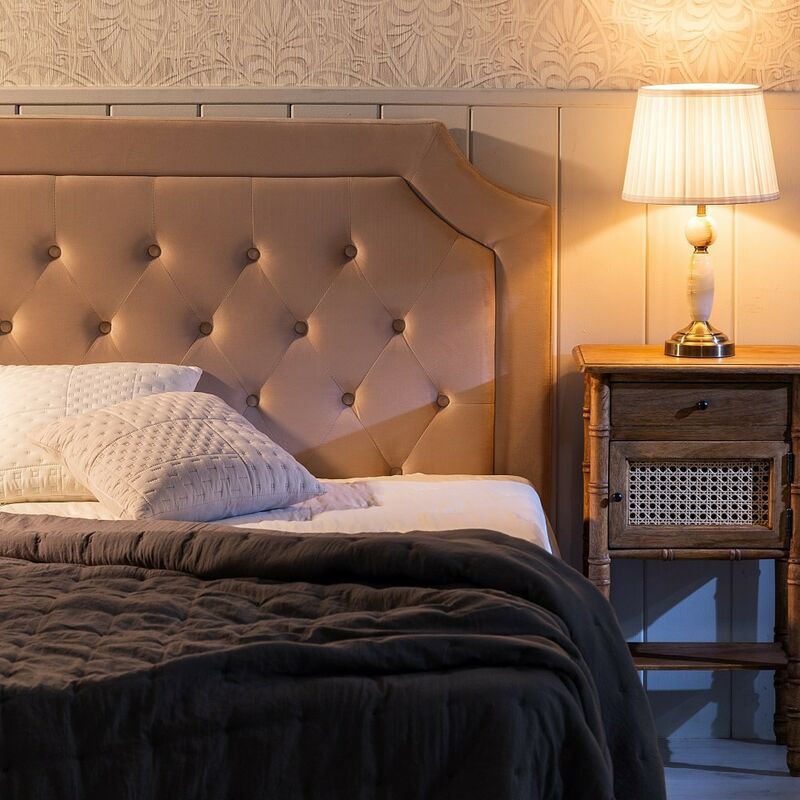 

Cabecero de cama tapizado Valencia Crema