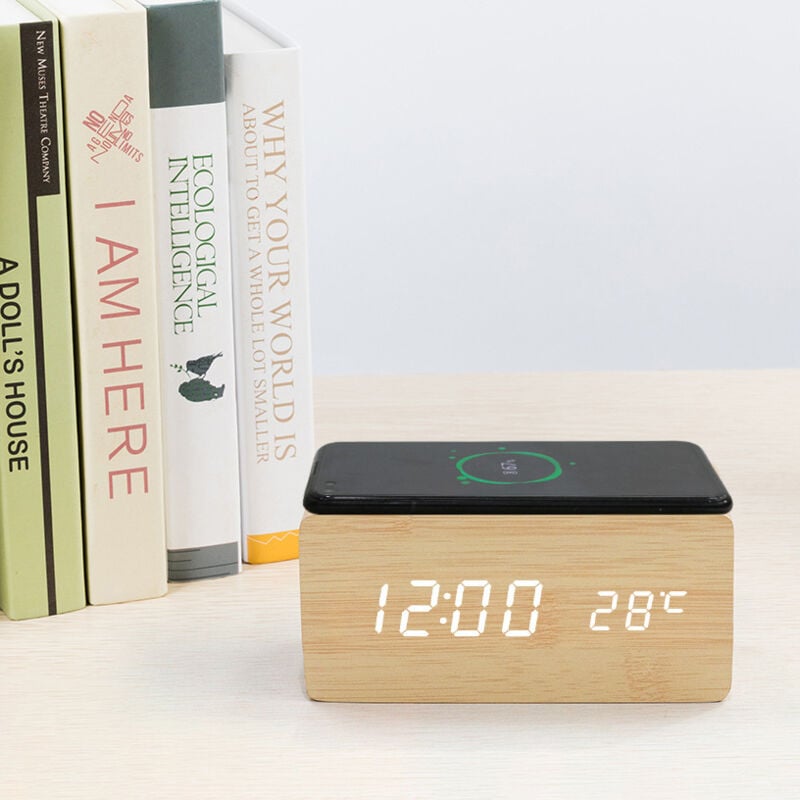 Cadeau Noel, Réveil Numérique en Bois, Chargeur sans Fil pour Smartphone Compatible avec Charge Induction, Horloge Digitale, Eclairage Ajustable, 3
