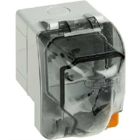 Caja de enchufe Bticino Matix IP66 26066