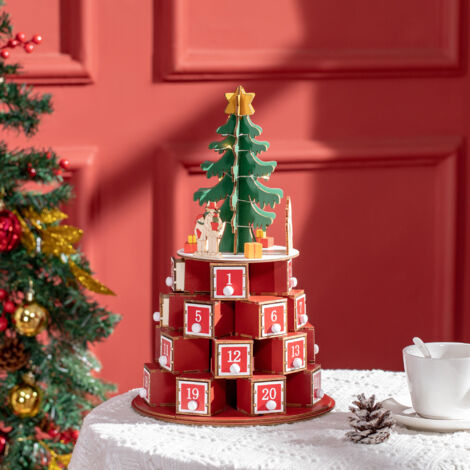 Calendario Avvento di Natale a Cono con Motivi a Tema e 10 Luci a LED, 22x22x35 cm, in Compensato, Rosso Verde e Giallo