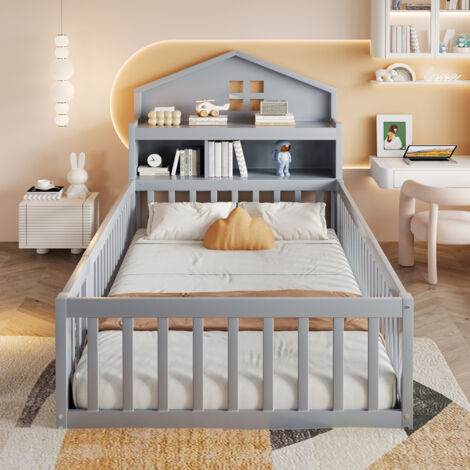 Cama infantil de madera maciza gris 90x200 cm con somier, estantes, pizarra y barandilla con puerta
