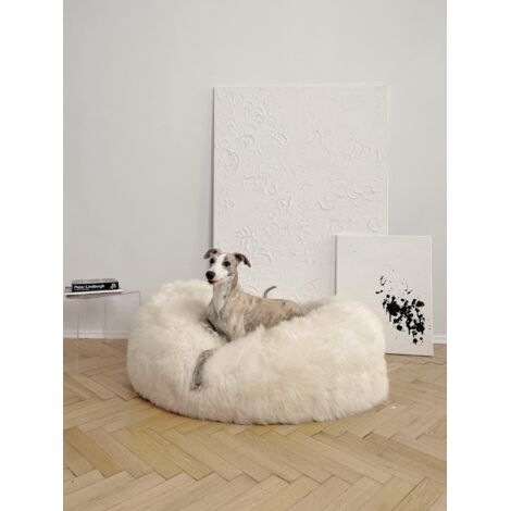 Cama ovalada para mascotas de piel de oveja natural - Blanca 70 cm