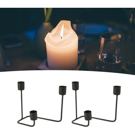 [Candelabro] + candelabro negro de 3 brazos: velas cilíndricas con decoración metálica sencilla y moderna para bodas y eventos.