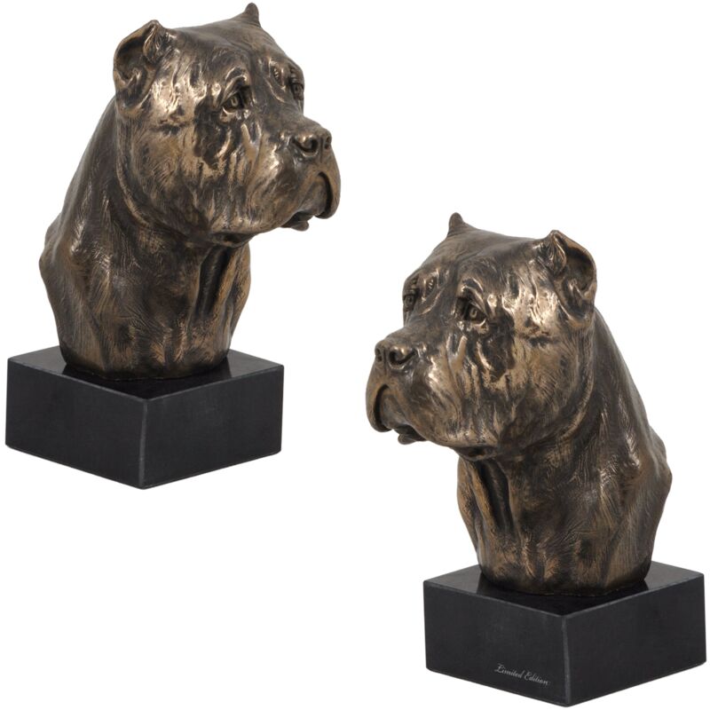 Cane Corso Italiano - une statuette de chien, un buste sur un piédestal en pierre, une sculpture, un trophée pour une exposition canine par Art-Dog