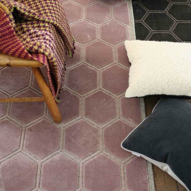 

Manipur 1A2T Diseño alfombra en plata viscosa - Rose