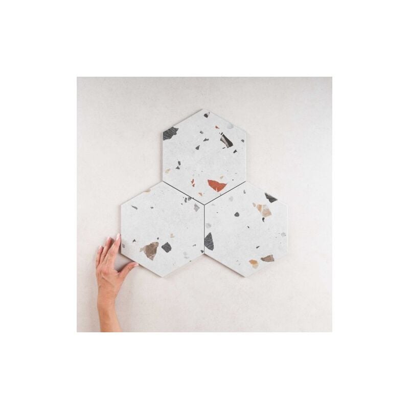 Carrelage Hexagonal Effet Terrazzo Blanc sonar White 22x25 (1,04m²) - Les Carreaux de Jean