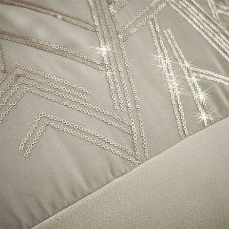 Catherine Lansfield Velvet Sparkle Champagne Bedspread Throwover Bedding 220x230cm