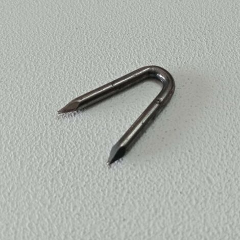 Cavatorta 1kg chiodi a u - cambrette, scegli se  filo 18 x 30mm che corrisponde a spessore 3-5 x lunghezza 30mm