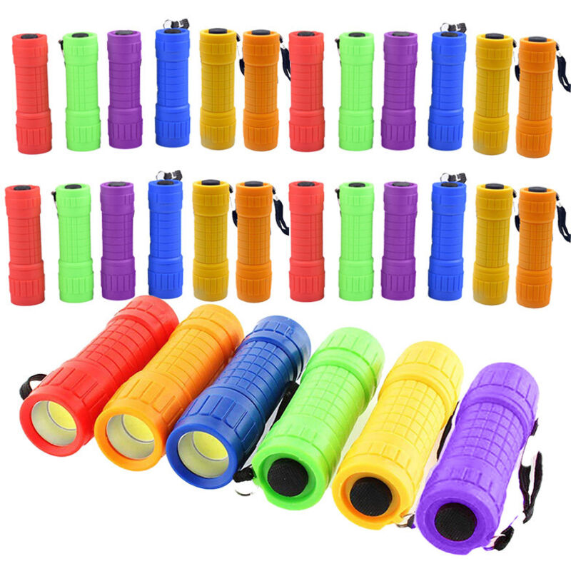 CCYKXA Jeu de Lampe de Poche LED 6 Pièces, Lampe Torche avec Poignée Antidérapante pour Travail Cyclisme Camping Lecture Promenade Randonnée, Pile