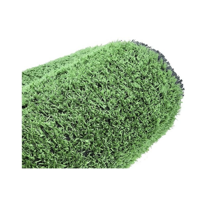 

Césped artificial 10 mm. Disponible en 1x10 m.