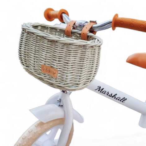 Cesta de mimbre para bicicleta de equilibrio, color verde oliva, con correas Dumpy MINI.