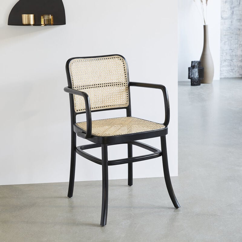 Chaise avec accoudoirs en bois d'acajou et cannage - Noir