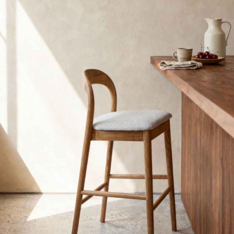 Chaise de bar avec assise rembourrée en tissu et structure en bois massif naturel et blanc
