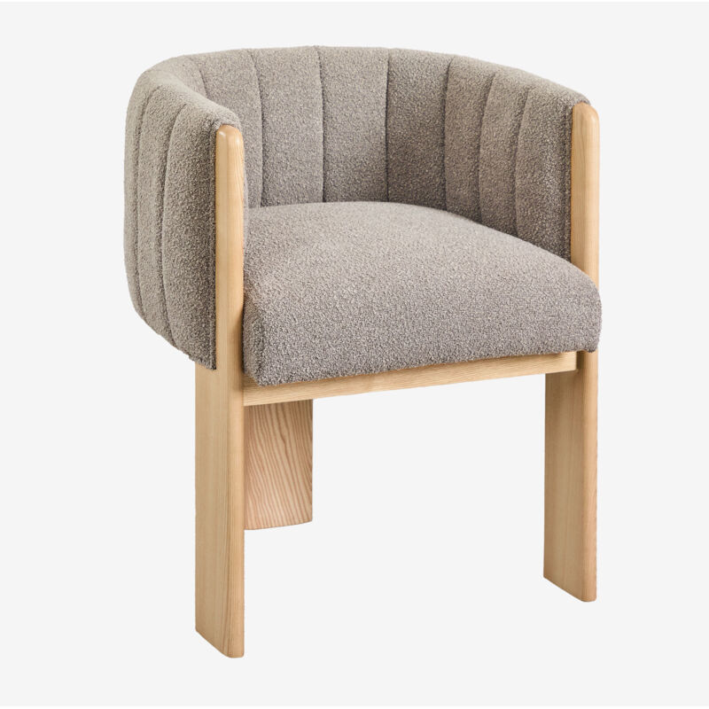 Sklum - Chaise de salle à manger en bois de frêne et tissu bouclé Leo