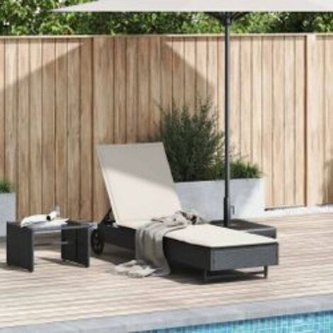 Chaise longue avec roues et coussin noir résine tressée