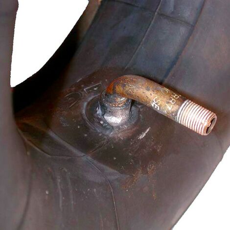 Chambre à air 15x600x6 valve coudée – Pour tracteurs tondeuses – Montage facile avec pneu F730-2261 – Performance optimale