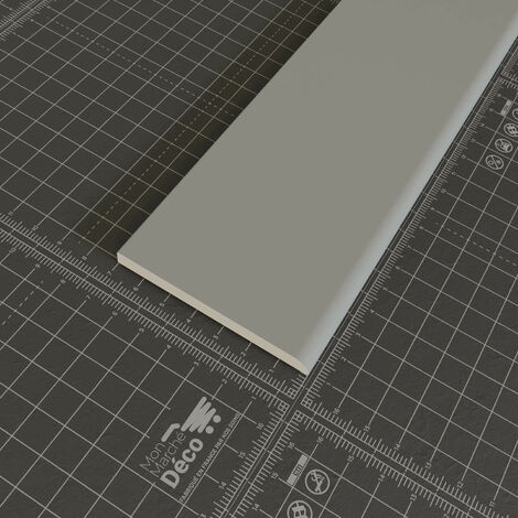 Mon Marché Déco – Champlat PVC cellulaire 70 mm – Longueur 1 m – Résistant aux chocs – Pour pièces d'eau – Finition moderne gris