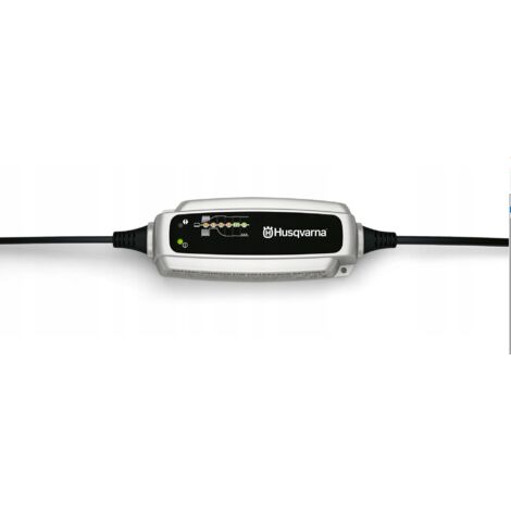 Chargeur Husqvarna BC0.8 12V 1,2-32Ah pour batteries de tracteurs et autoportés