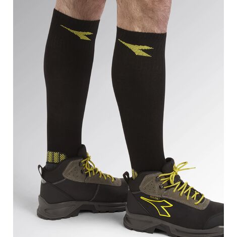 Crampons légers à crampons pour la glace et la neige sur les