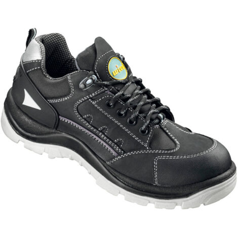 Chaussure basse Cesaro, taille 48