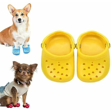 Chaussures de trou de chien de compagnie en forme de coeur silicone pantoufles respirantes résistantes à l'usure sandales de chien maille chaussures pour animaux de compagnie jaune