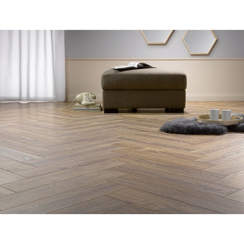 CHENE BALEARES - Parquet stratifié BATON ROMPU 12 mm